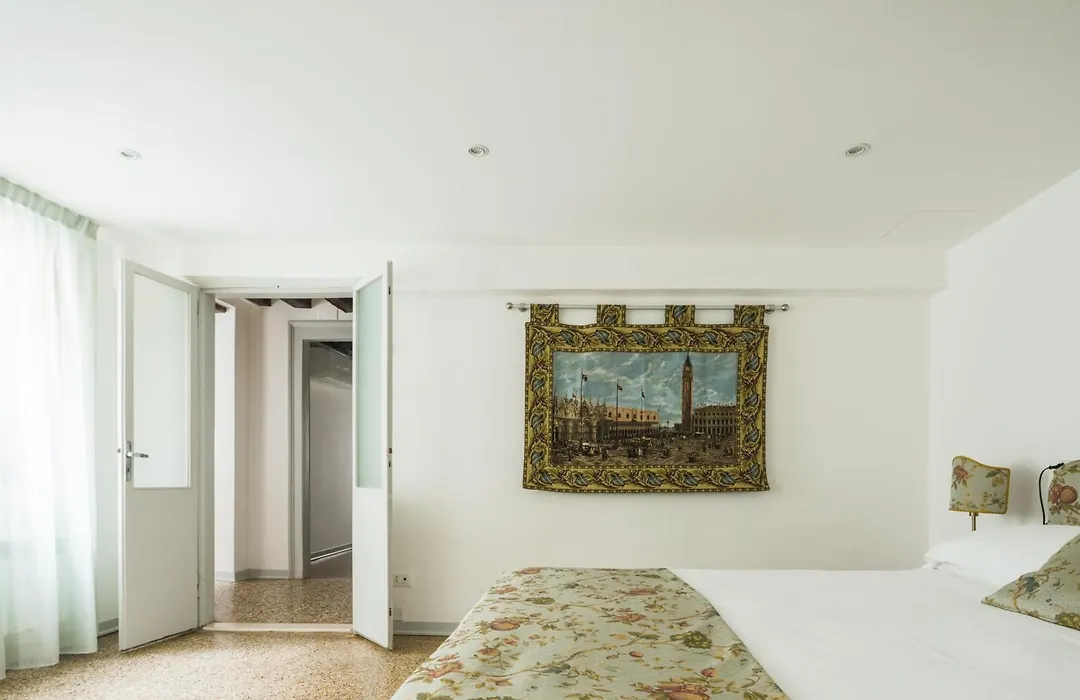 Goodwind Venice Apartments-1